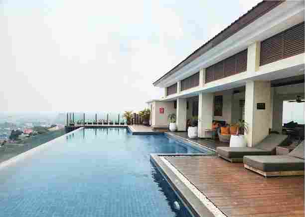 Hotel Semarang Ada Kolam Renang
