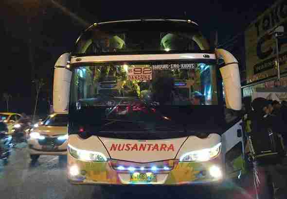 Bus Semarang Bandung